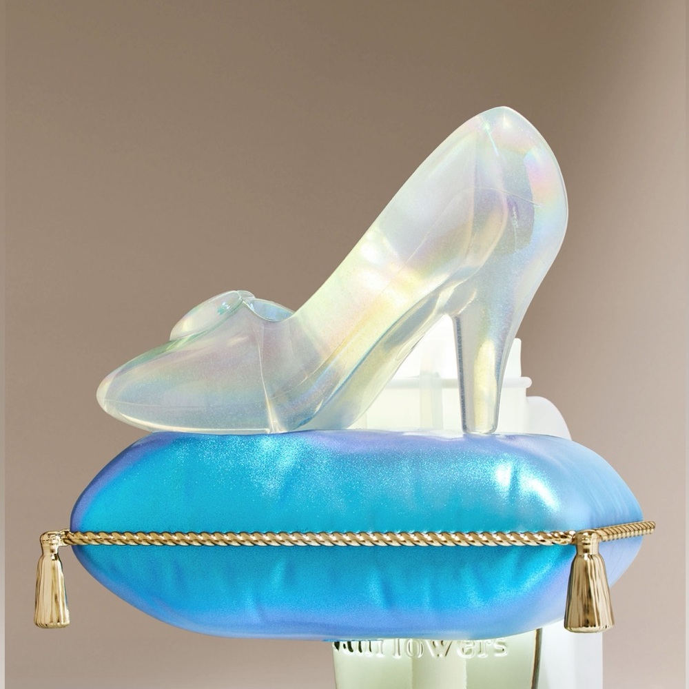 Bath & Body Works Disney Cinderella Glass Slipper Wallflower Nightlight